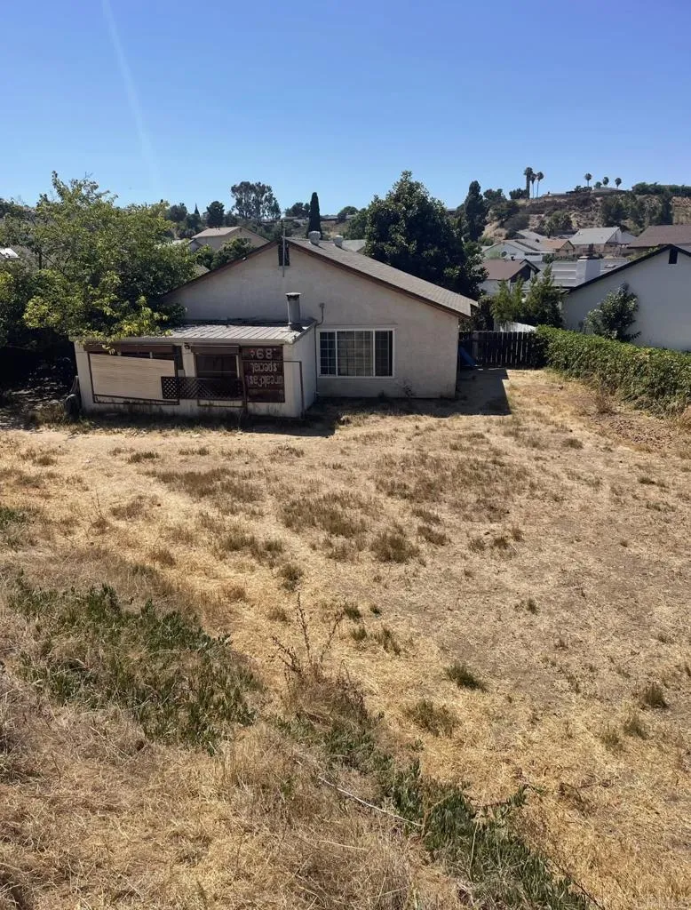 285 Parkbrook Place San Diego, CA 92114
