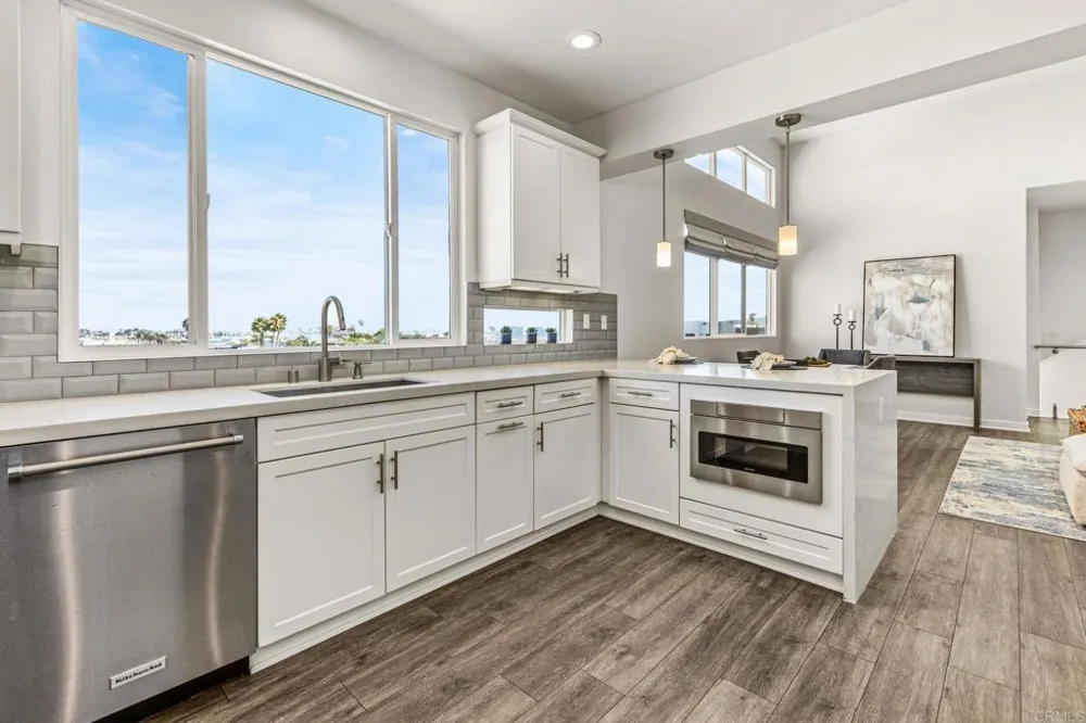 1423 Evergreen St San Diego, CA 92106