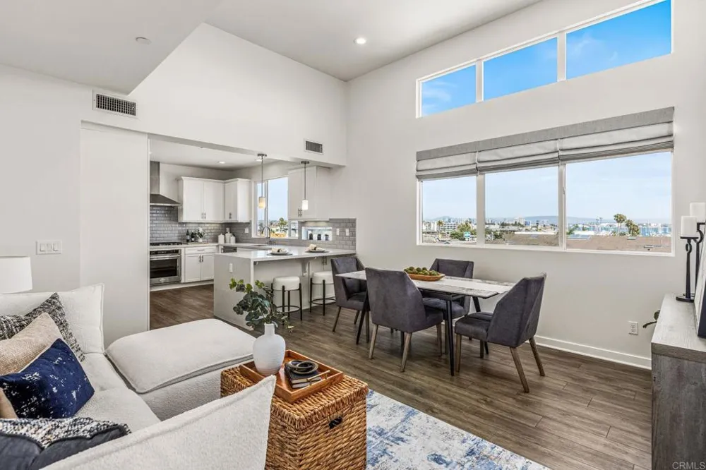 1423 Evergreen St San Diego, CA 92106