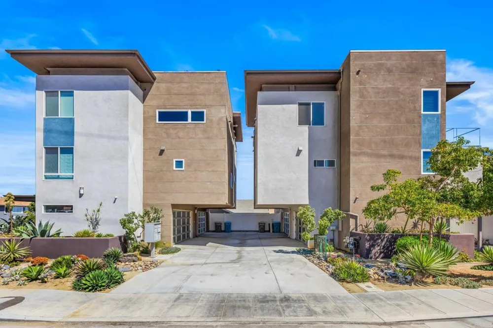 1423 Evergreen St San Diego, CA 92106