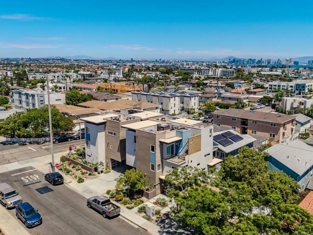 1423 Evergreen St San Diego, CA 92106