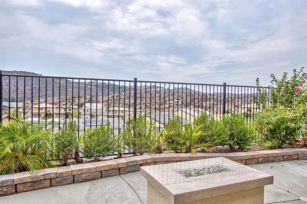 368 Ventasso Fallbrook, CA 92028