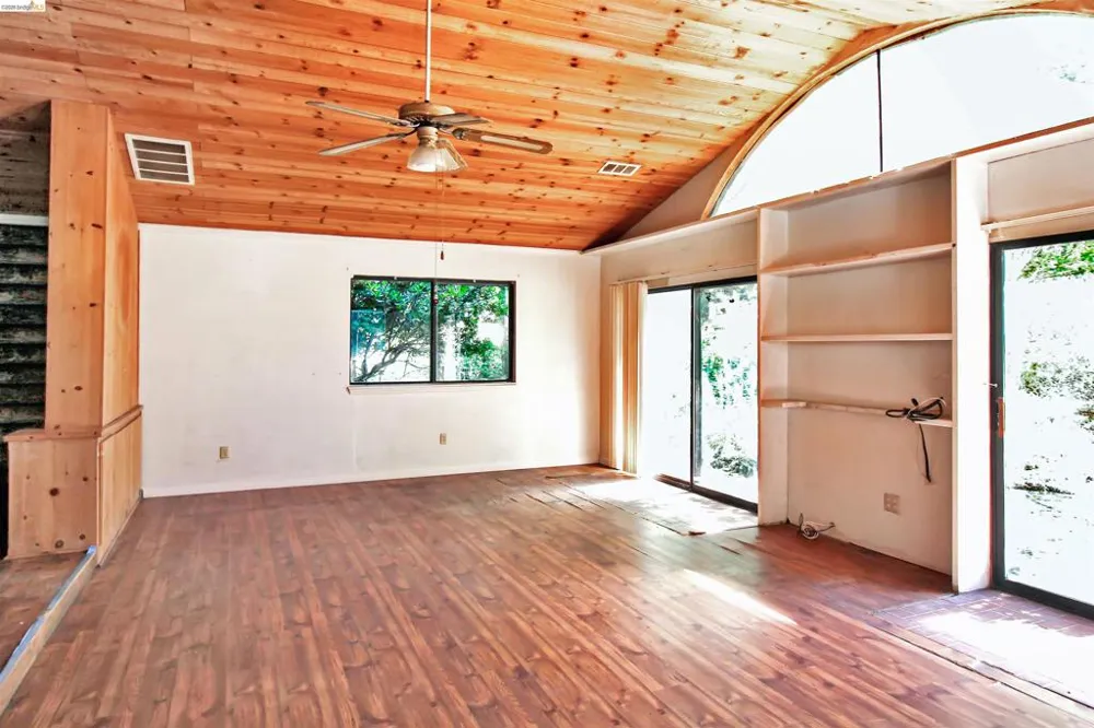 12383 Yankee Hill rd Columbia, CA 95310