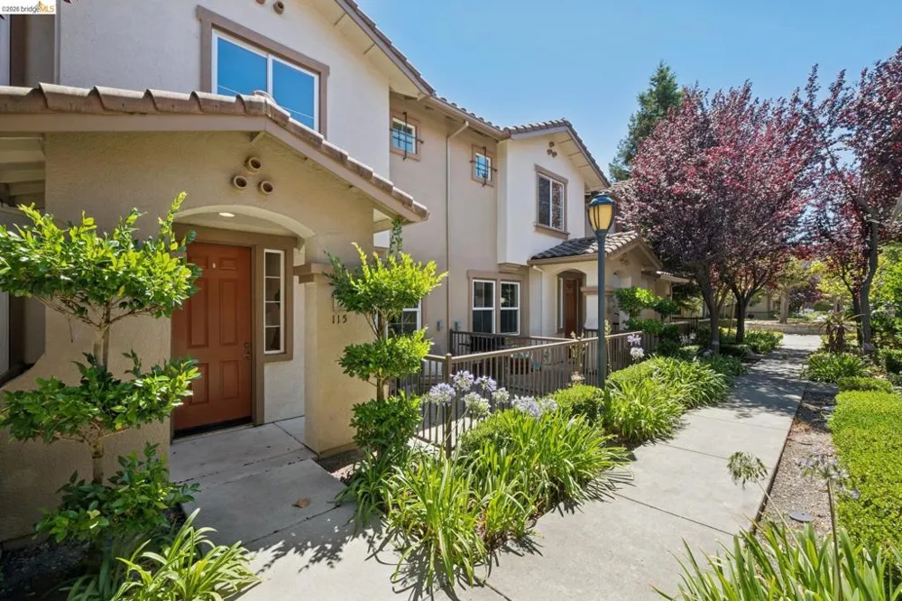115 Carmel St San Pablo, CA 94806