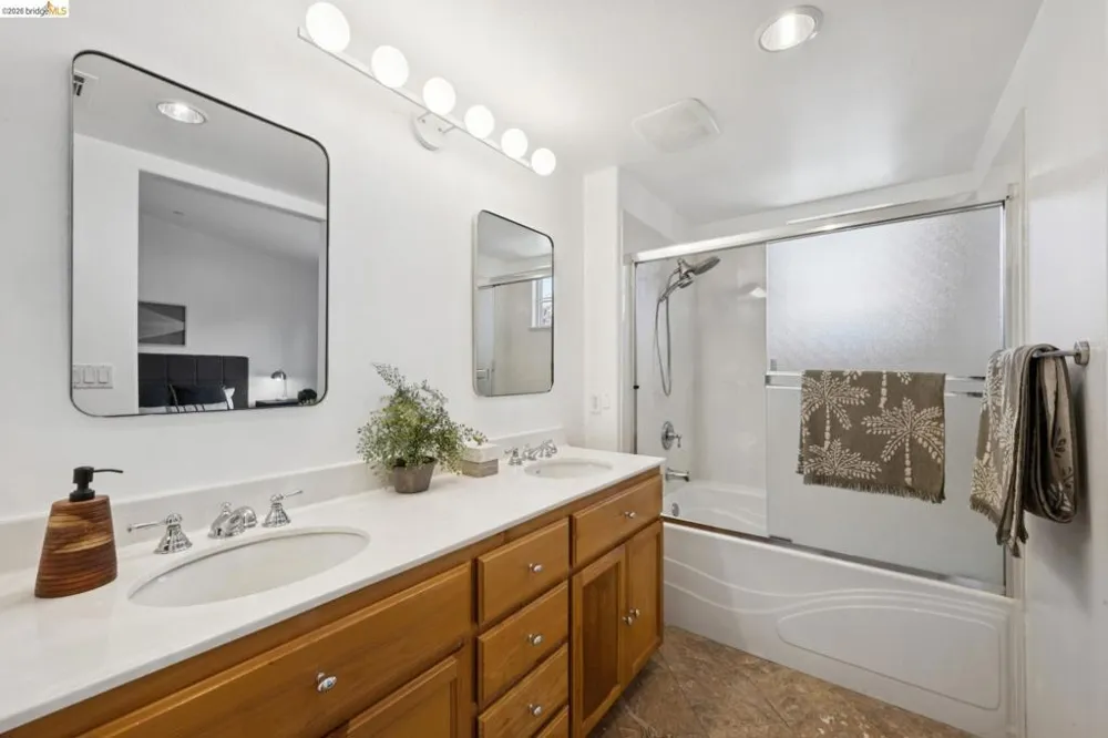 115 Carmel St San Pablo, CA 94806