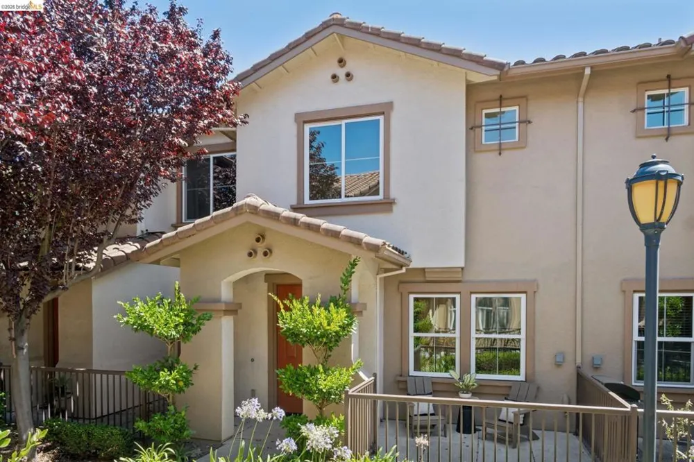 115 Carmel St San Pablo, CA 94806