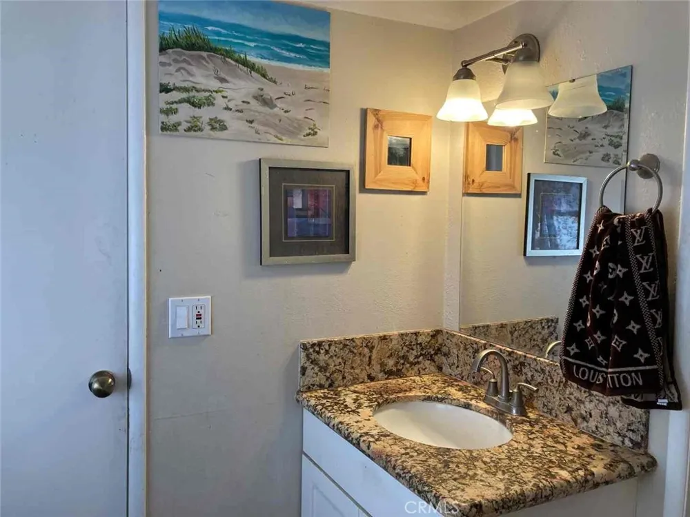 64281 Spyglass #30 Desert Hot Springs, CA 92240