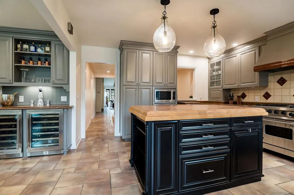 6117 La Flecha Rancho Santa Fe, CA 92067