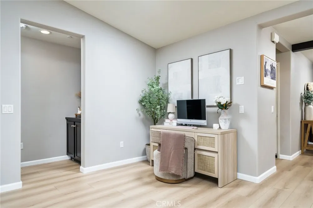 11981 Regent Victorville, CA 92392