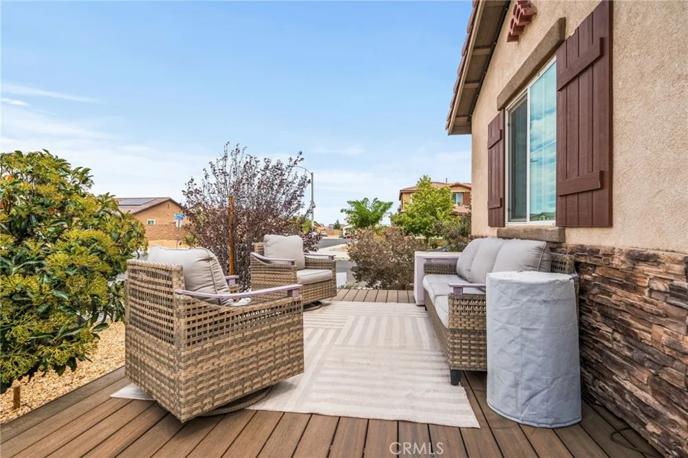 11981 Regent Victorville, CA 92392