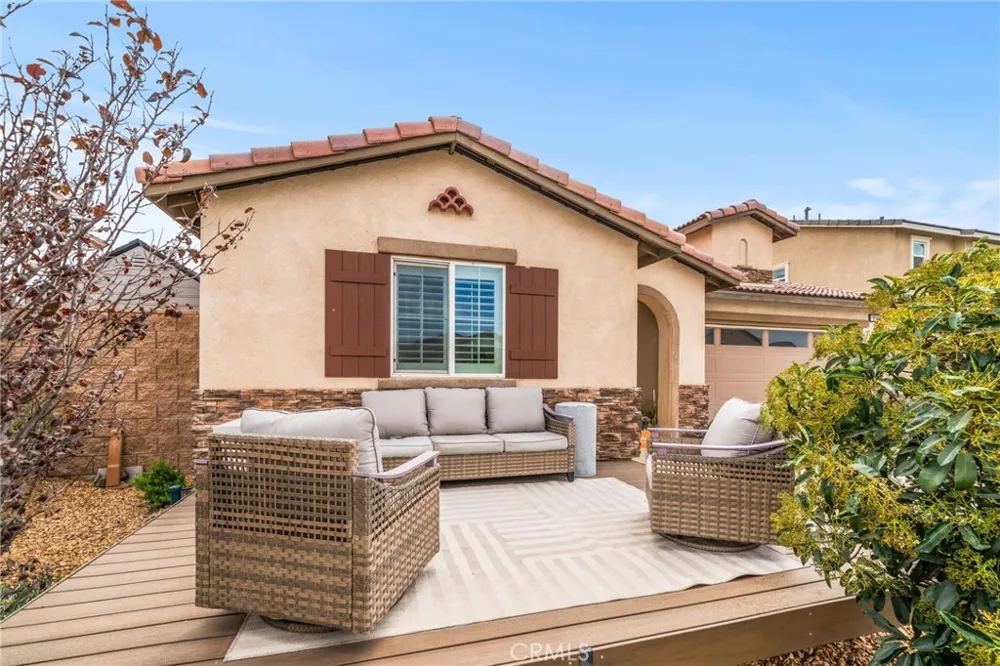 11981 Regent Victorville, CA 92392