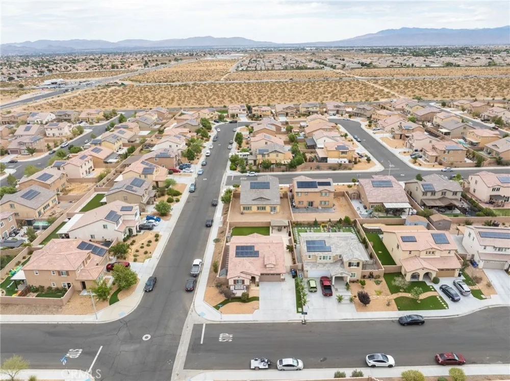 11981 Regent Victorville, CA 92392