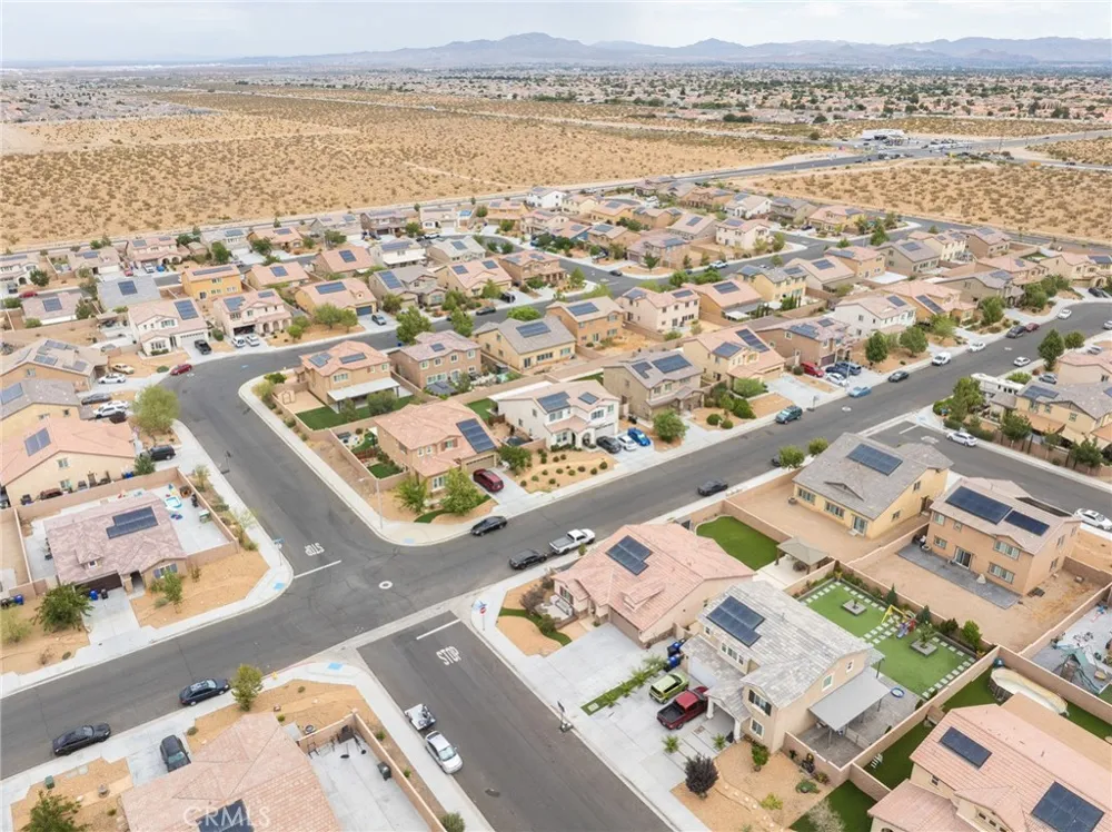 11981 Regent Victorville, CA 92392