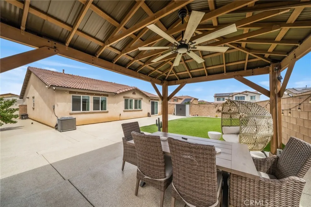 11981 Regent Victorville, CA 92392