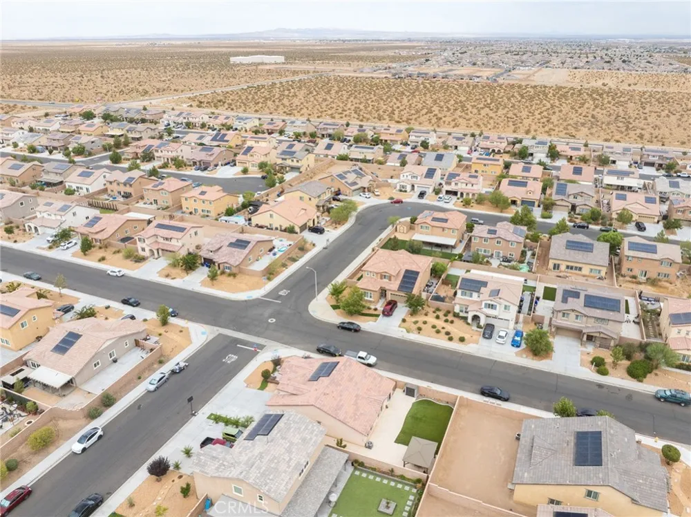 11981 Regent Victorville, CA 92392