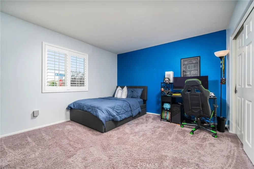 11981 Regent Victorville, CA 92392