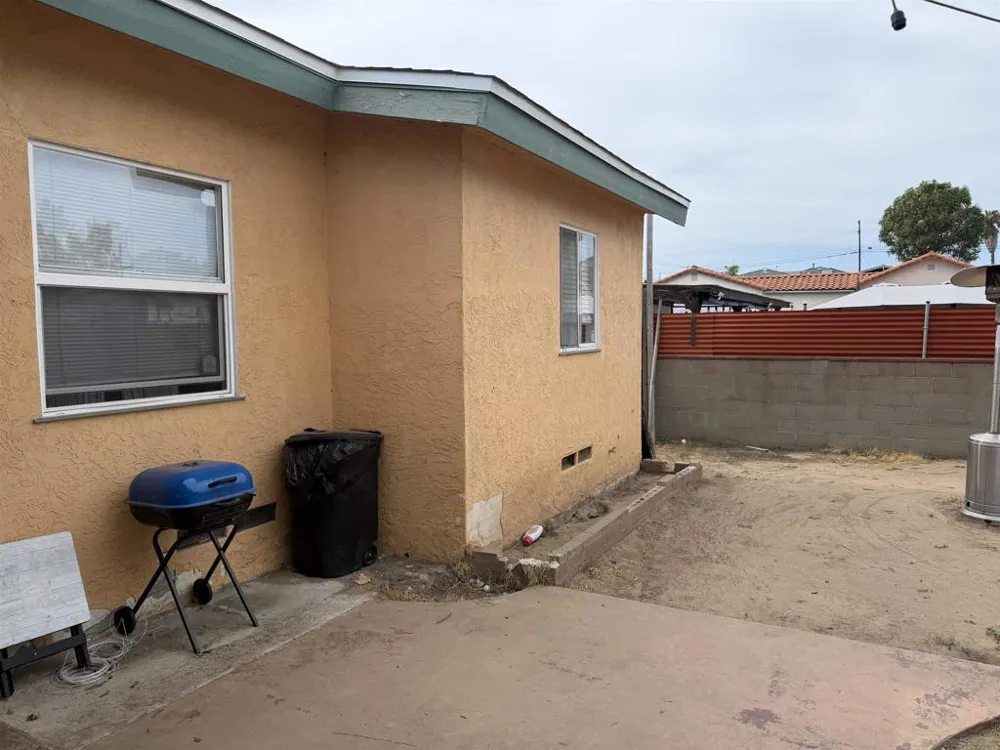705 Harbison Avenue National City, CA 91950
