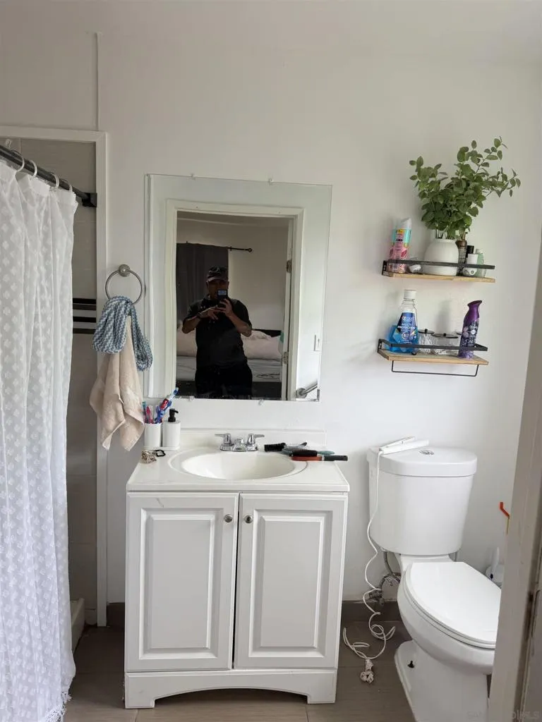 705 Harbison Avenue National City, CA 91950