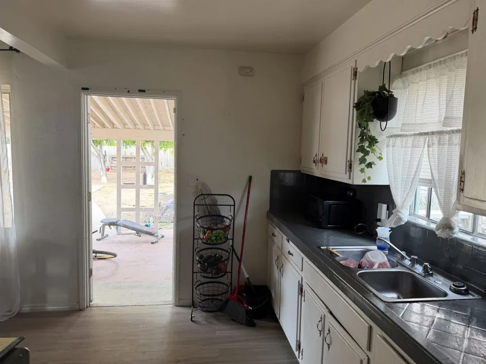 705 Harbison Avenue National City, CA 91950