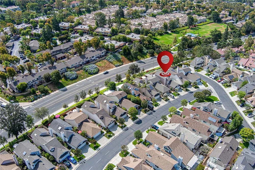 21056 Champlain Lake Forest, CA 92630
