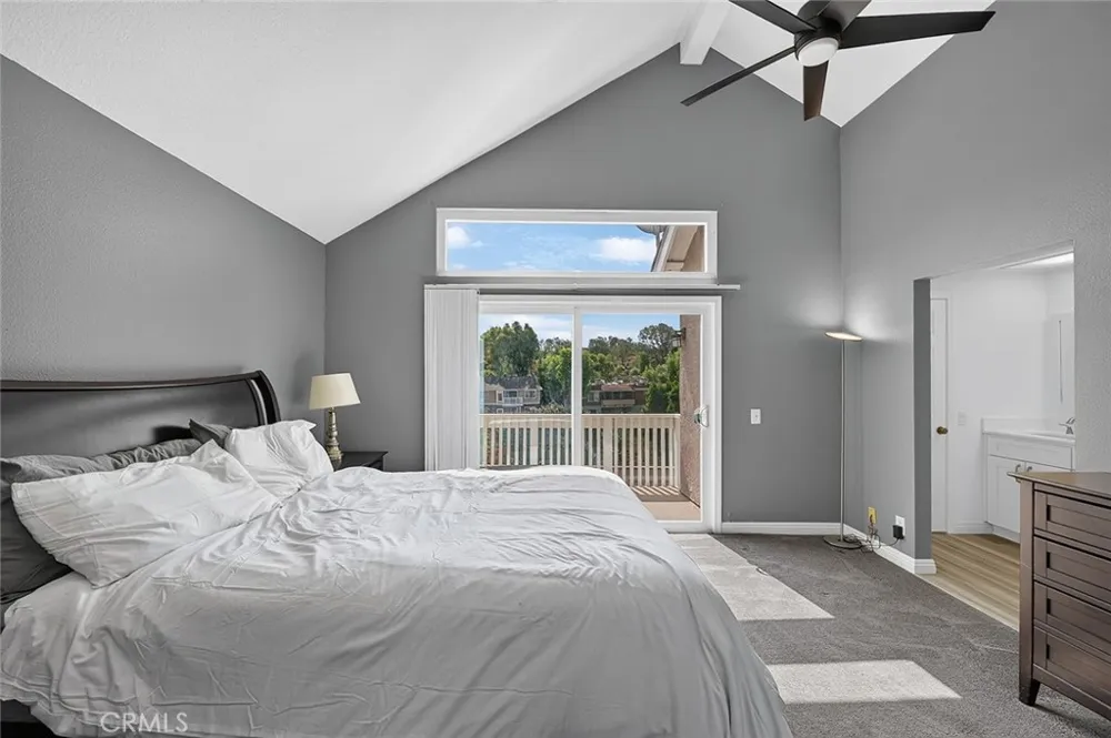 21056 Champlain Lake Forest, CA 92630