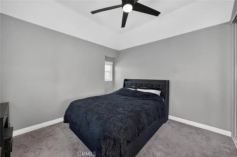 21056 Champlain Lake Forest, CA 92630