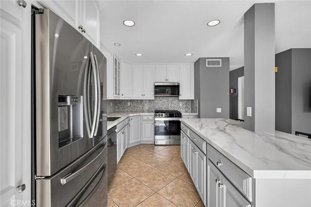 21056 Champlain Lake Forest, CA 92630