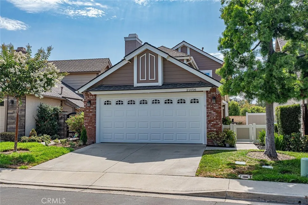 21056 Champlain Lake Forest, CA 92630
