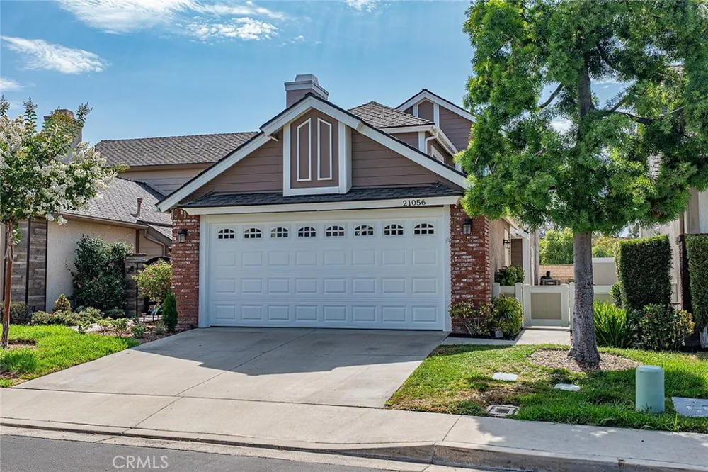 21056 Champlain Lake Forest, CA 92630