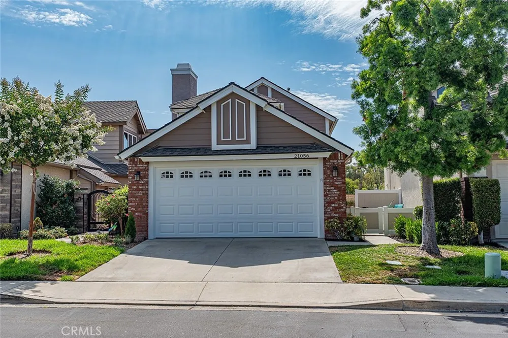 21056 Champlain Lake Forest, CA 92630