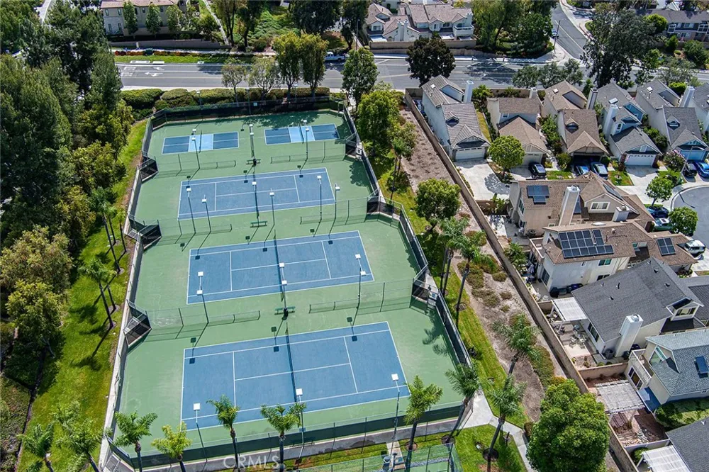 21056 Champlain Lake Forest, CA 92630