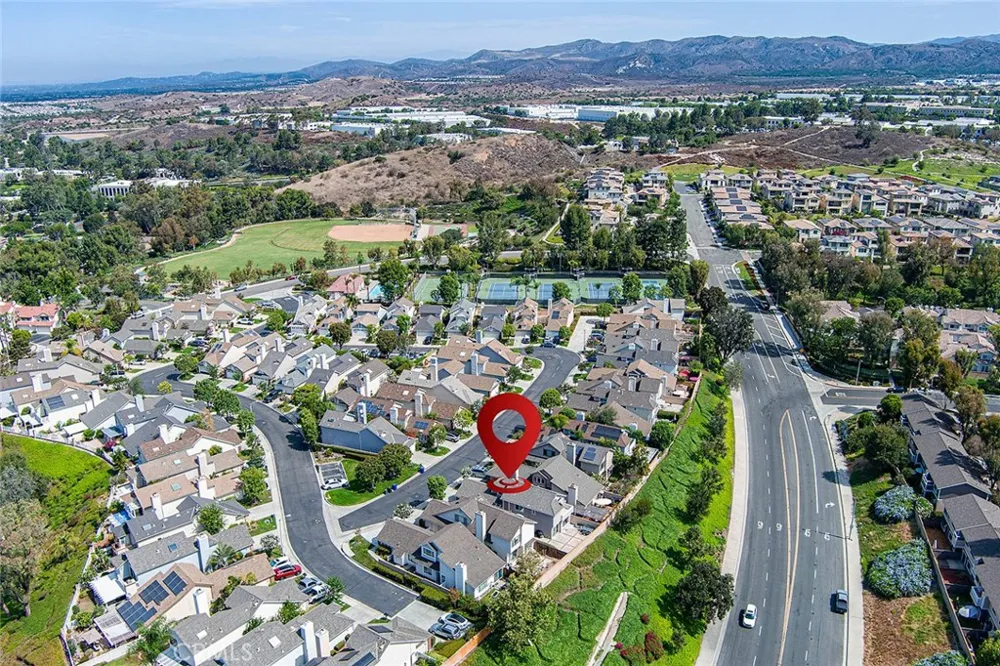 21056 Champlain Lake Forest, CA 92630