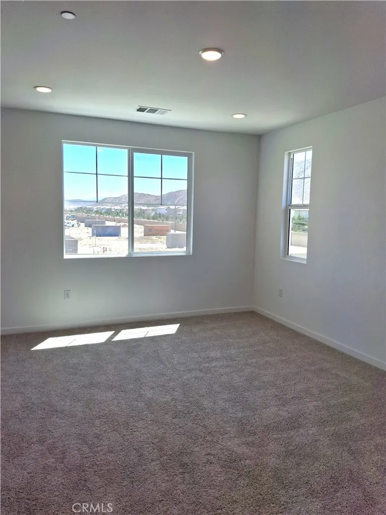 29458 UPPER CREEK LOOP Winchester, CA 92596