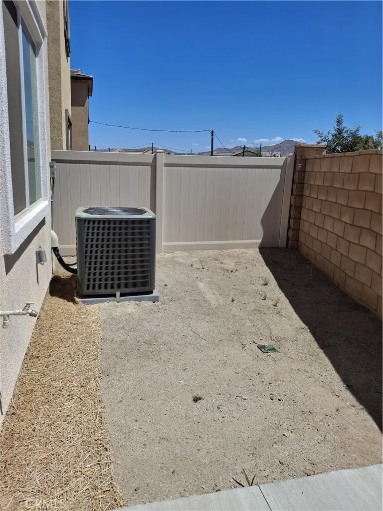 29458 UPPER CREEK LOOP Winchester, CA 92596
