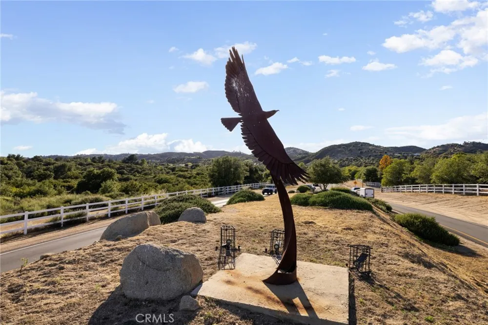 1 Avenida La Cresta Murrieta, CA 92563