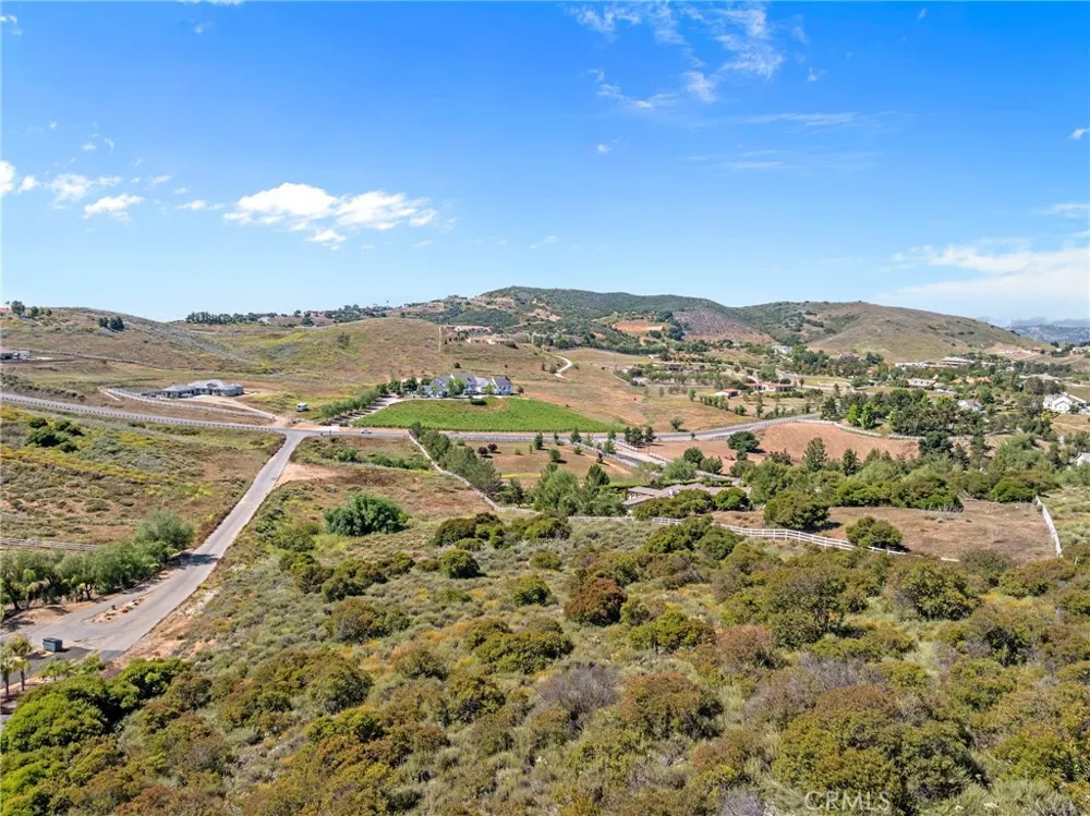1 Avenida La Cresta Murrieta, CA 92563