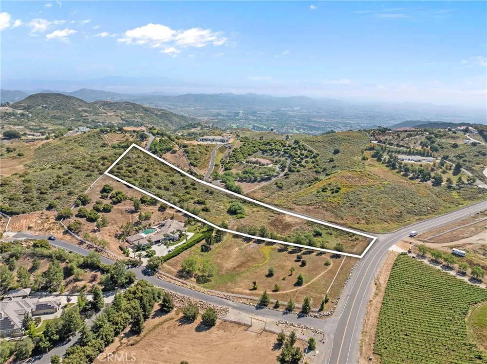 1 Avenida La Cresta Murrieta, CA 92563