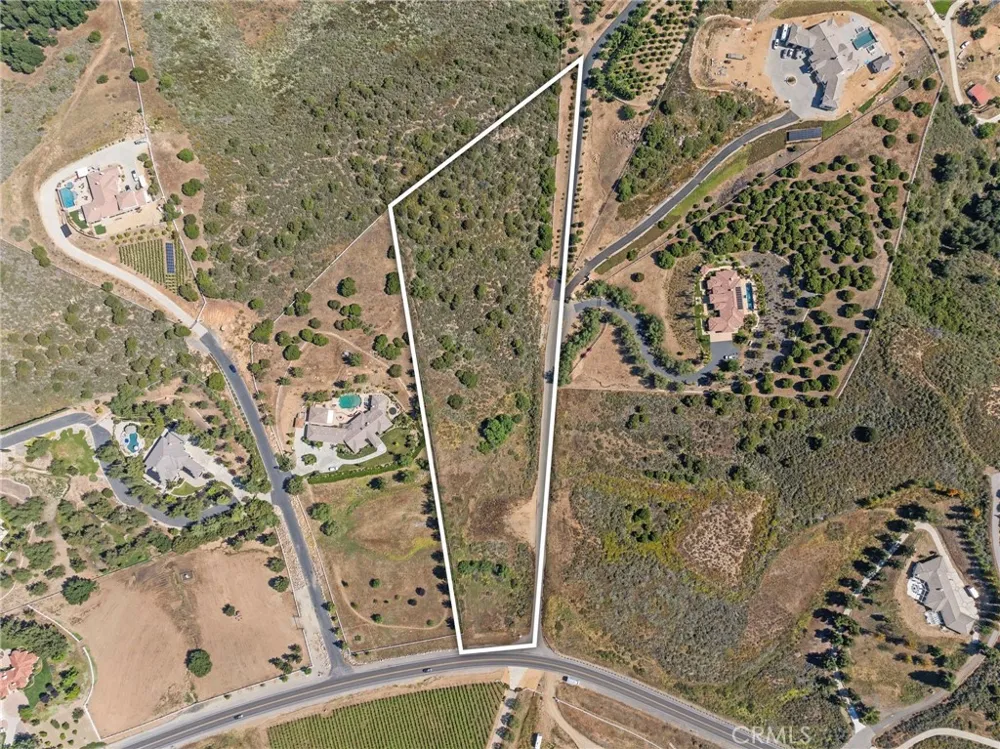 1 Avenida La Cresta Murrieta, CA 92563