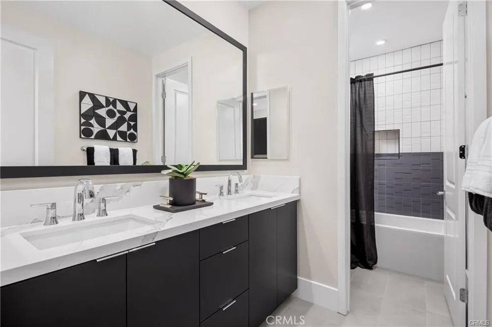 22081 Manarola Walnut, CA 91789