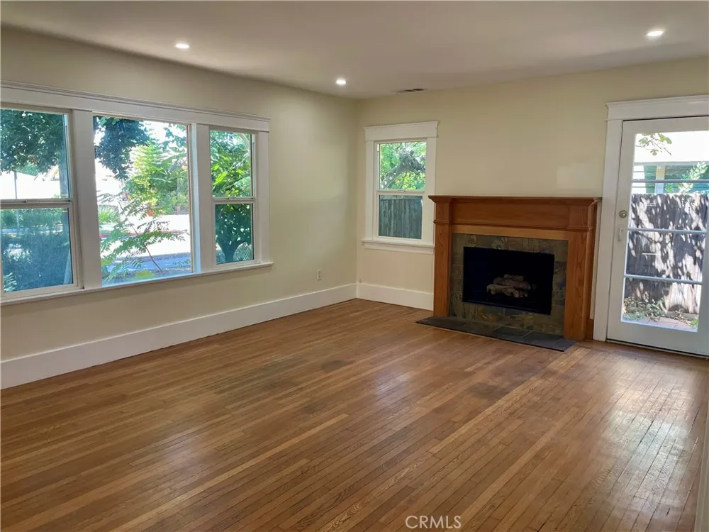 831 Boylston Pasadena, CA 91104