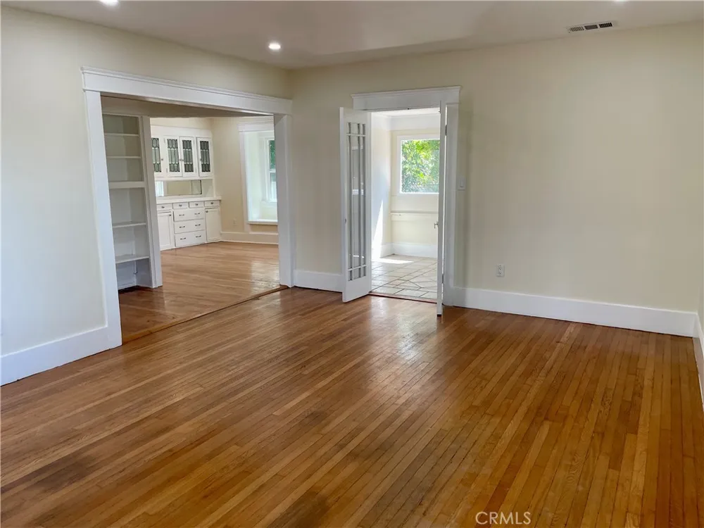 831 Boylston Pasadena, CA 91104