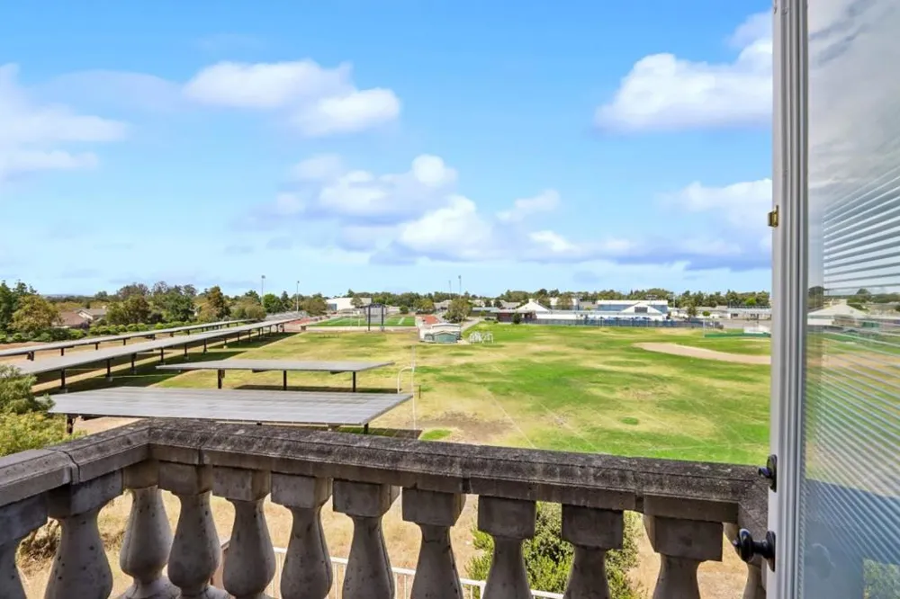 949 Nantucket Boulevard #9 Salinas, CA 93906