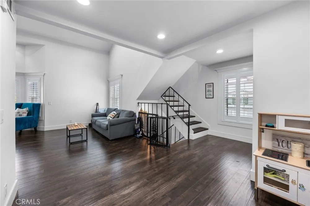 9035 Stacie #7 Anaheim, CA 92804