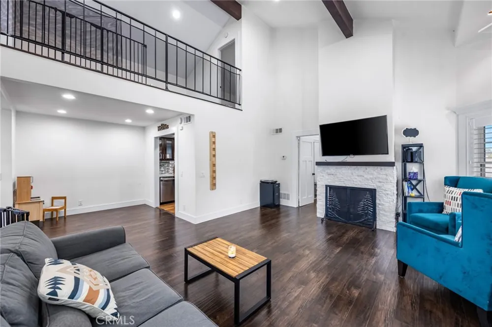 9035 Stacie #7 Anaheim, CA 92804
