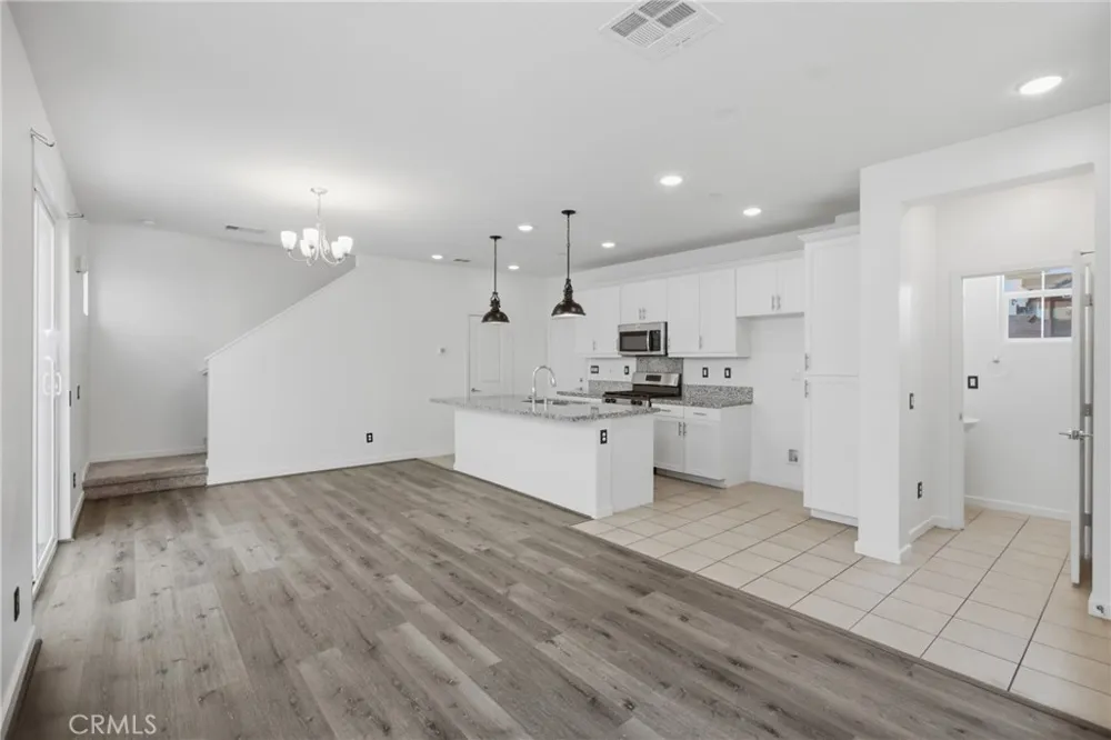 35886 Landon Murrieta, CA 92562