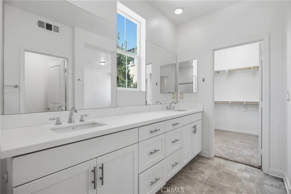 35886 Landon Murrieta, CA 92562