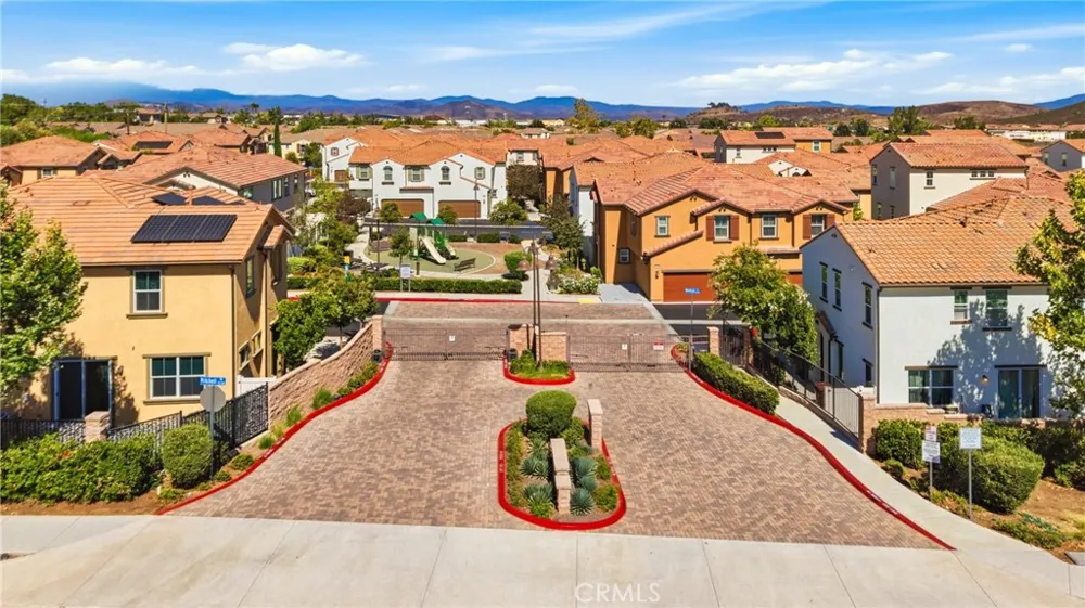 35886 Landon Murrieta, CA 92562