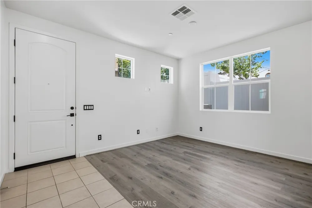 35886 Landon Murrieta, CA 92562