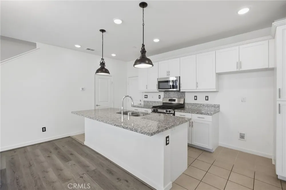 35886 Landon Murrieta, CA 92562