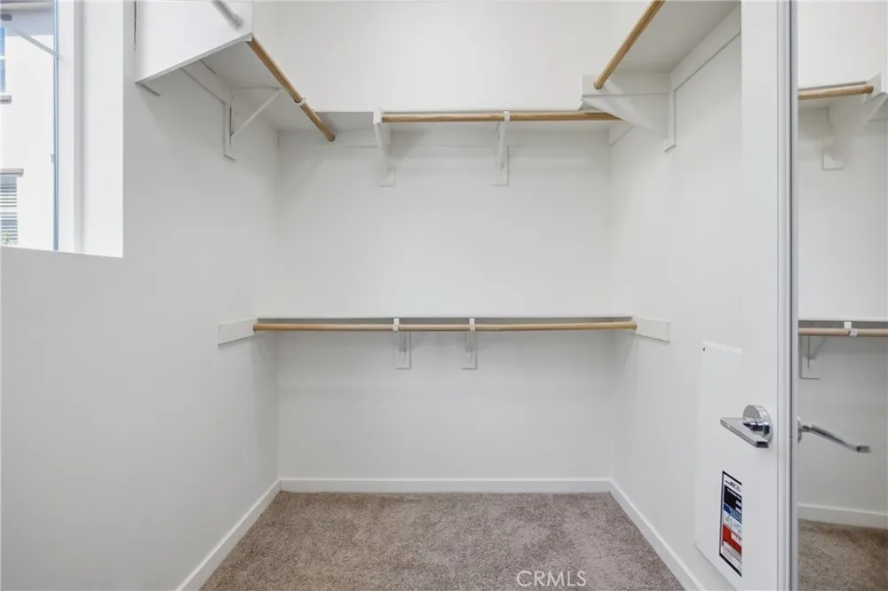 35886 Landon Murrieta, CA 92562
